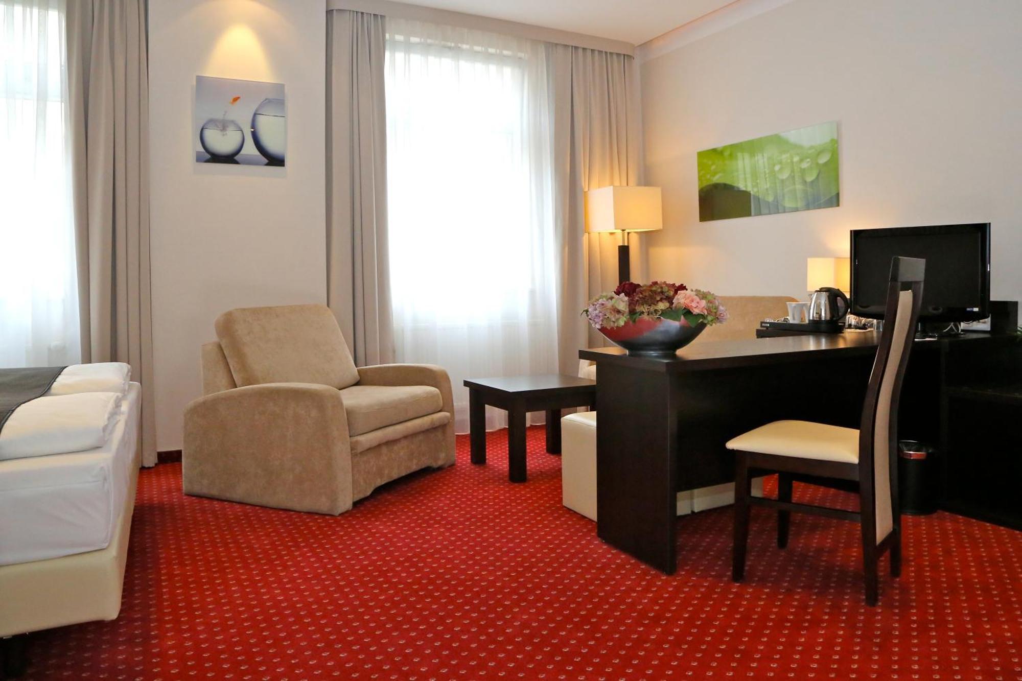 Hotel Herbst เบอร์ลิน ภายนอก รูปภาพ